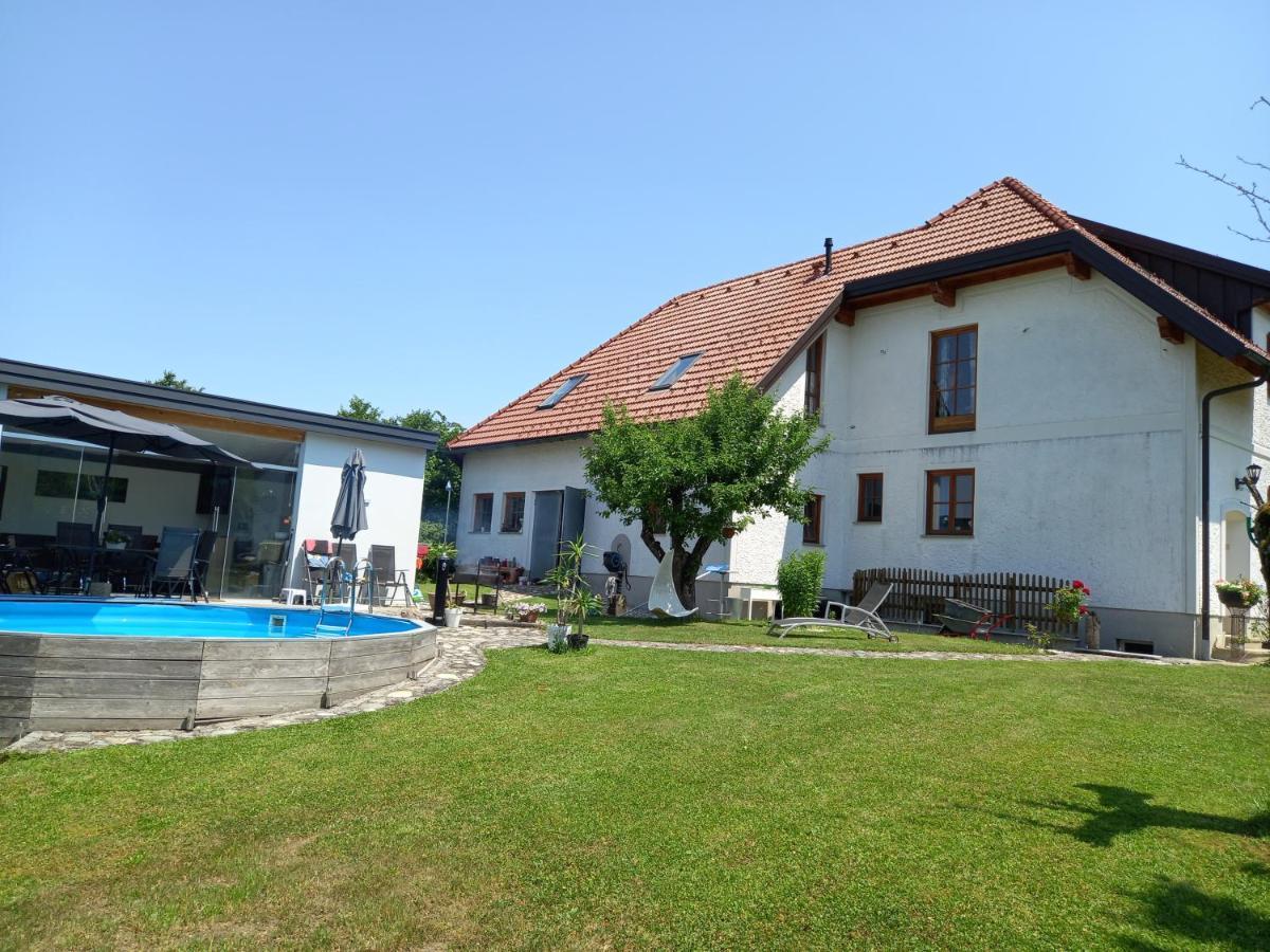 60 M² Ferienapartment Zentrumsnahe Mit Gartenbenutzung Steyr Exteriér fotografie